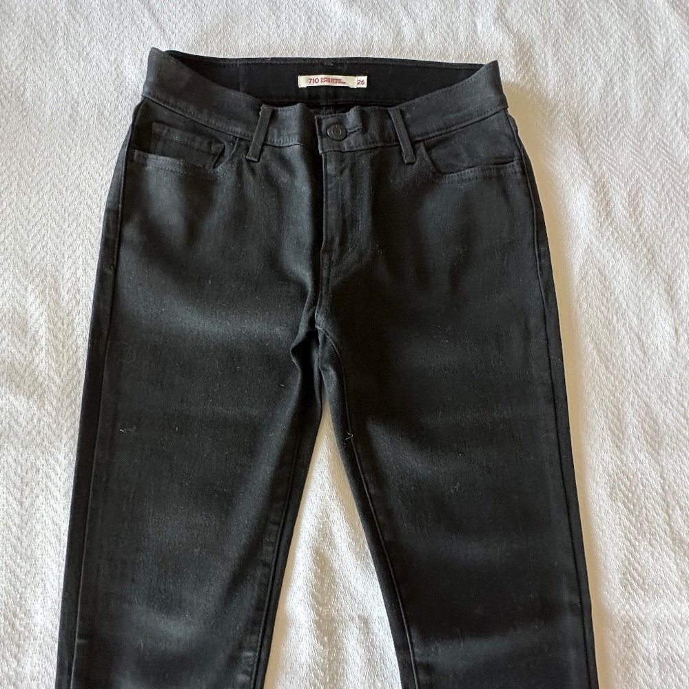 Levi's 710 Super Skinny Black Wax Coated Jeans, Size 26, Black
